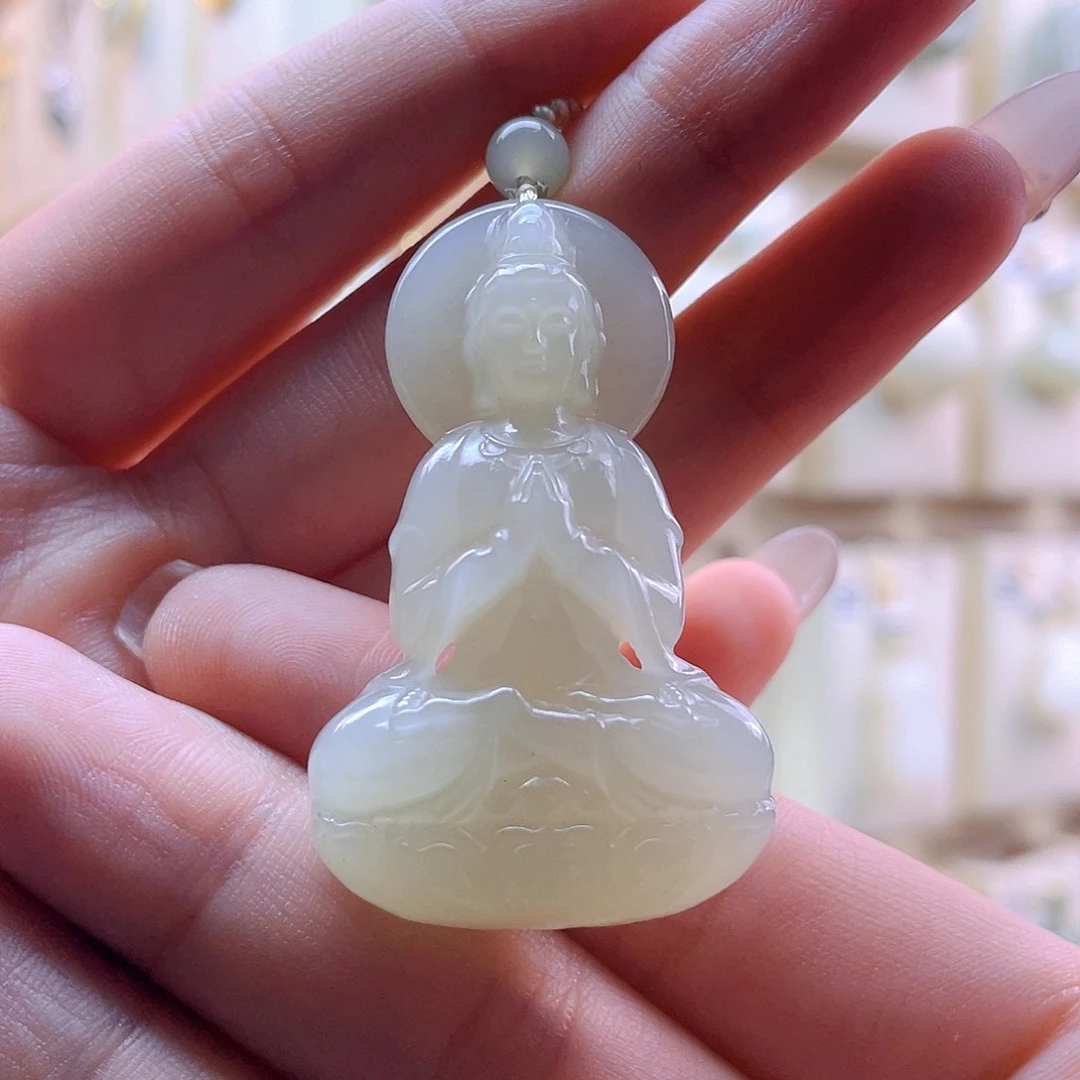 和田玉吊坠(赠链)未镶嵌路****）