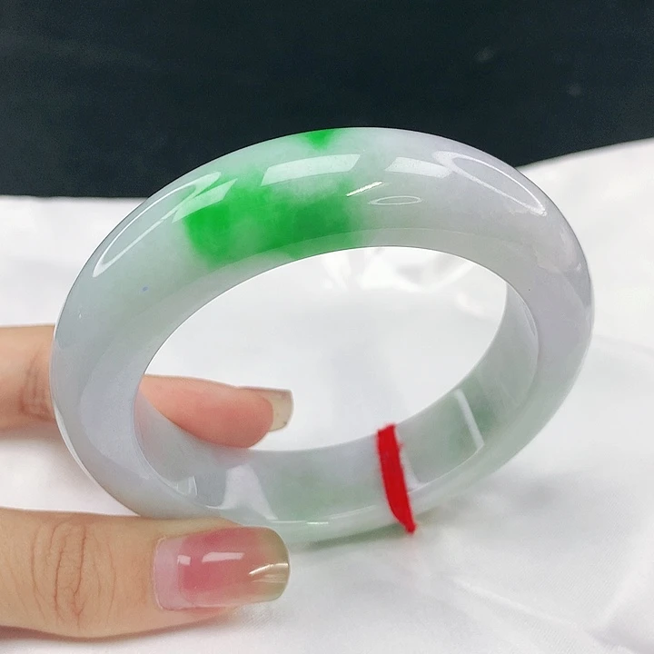 翡翠未镶嵌手镯圈57.5，0A012