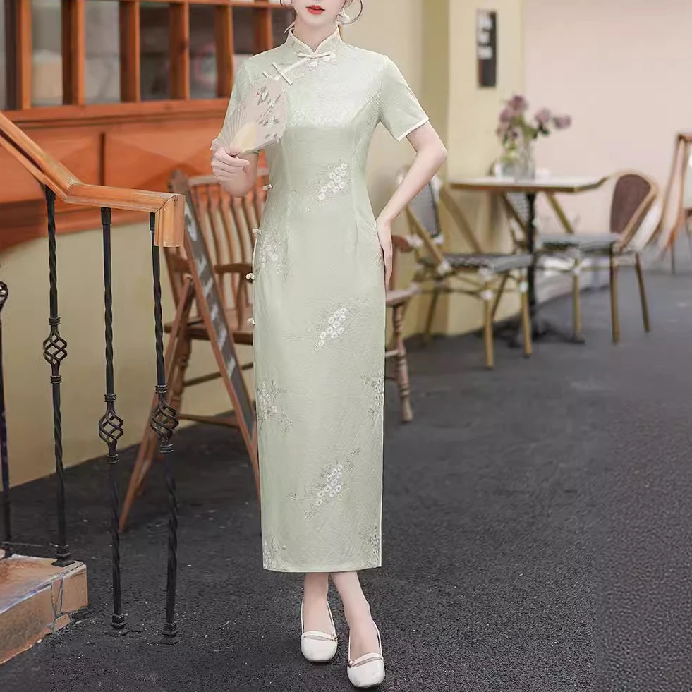 旗袍优雅2025改良少女长款复古新中式绿色蕾丝气质中长款中国风女