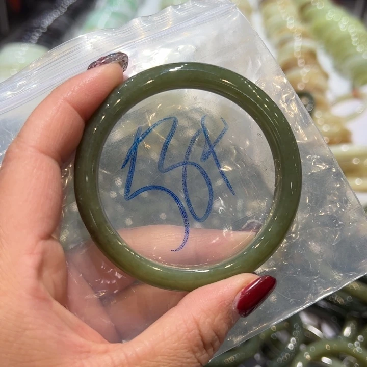 和田玉（糖玉）手镯未镶嵌