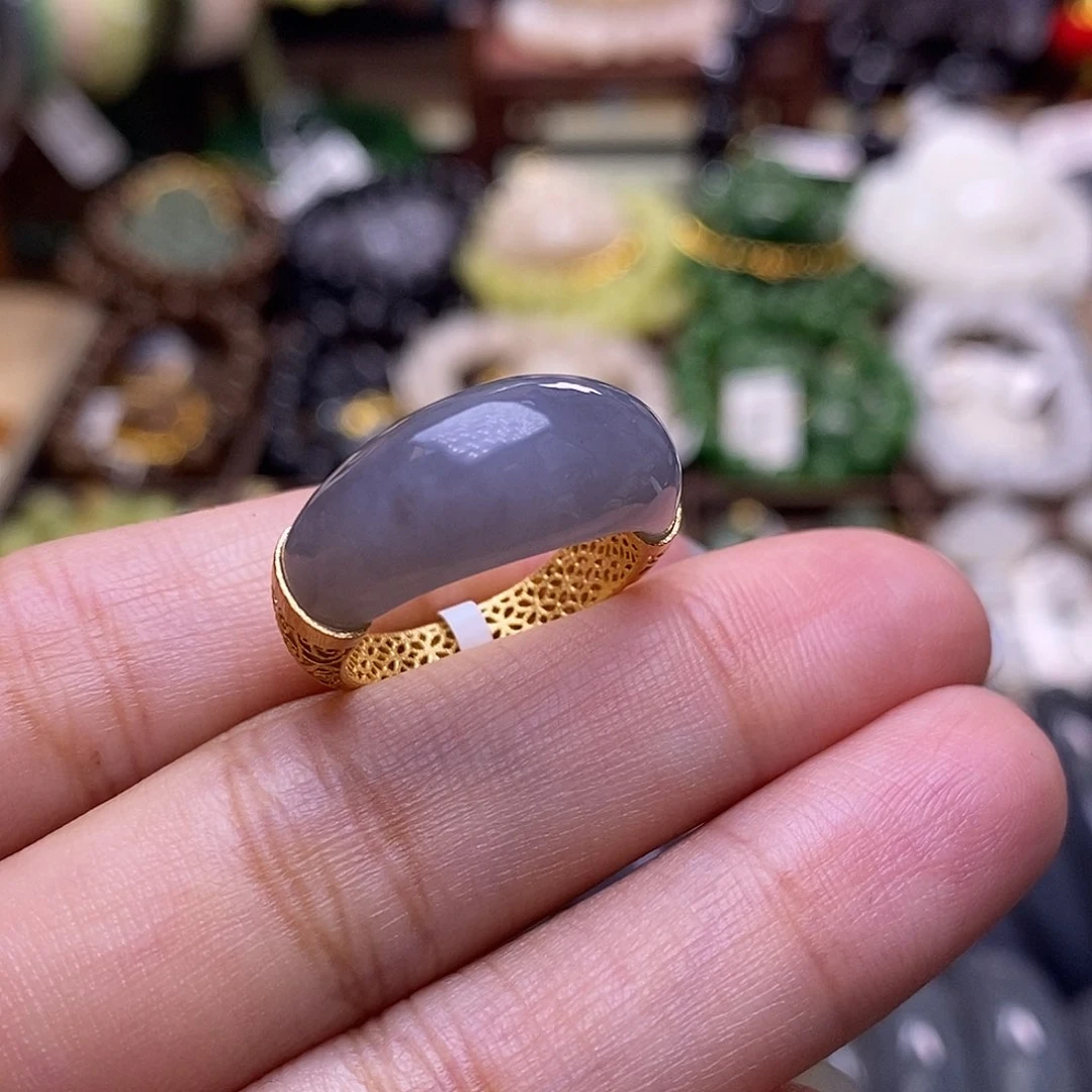 和田玉未镶嵌颈饰老坑料浓烟紫银戒指