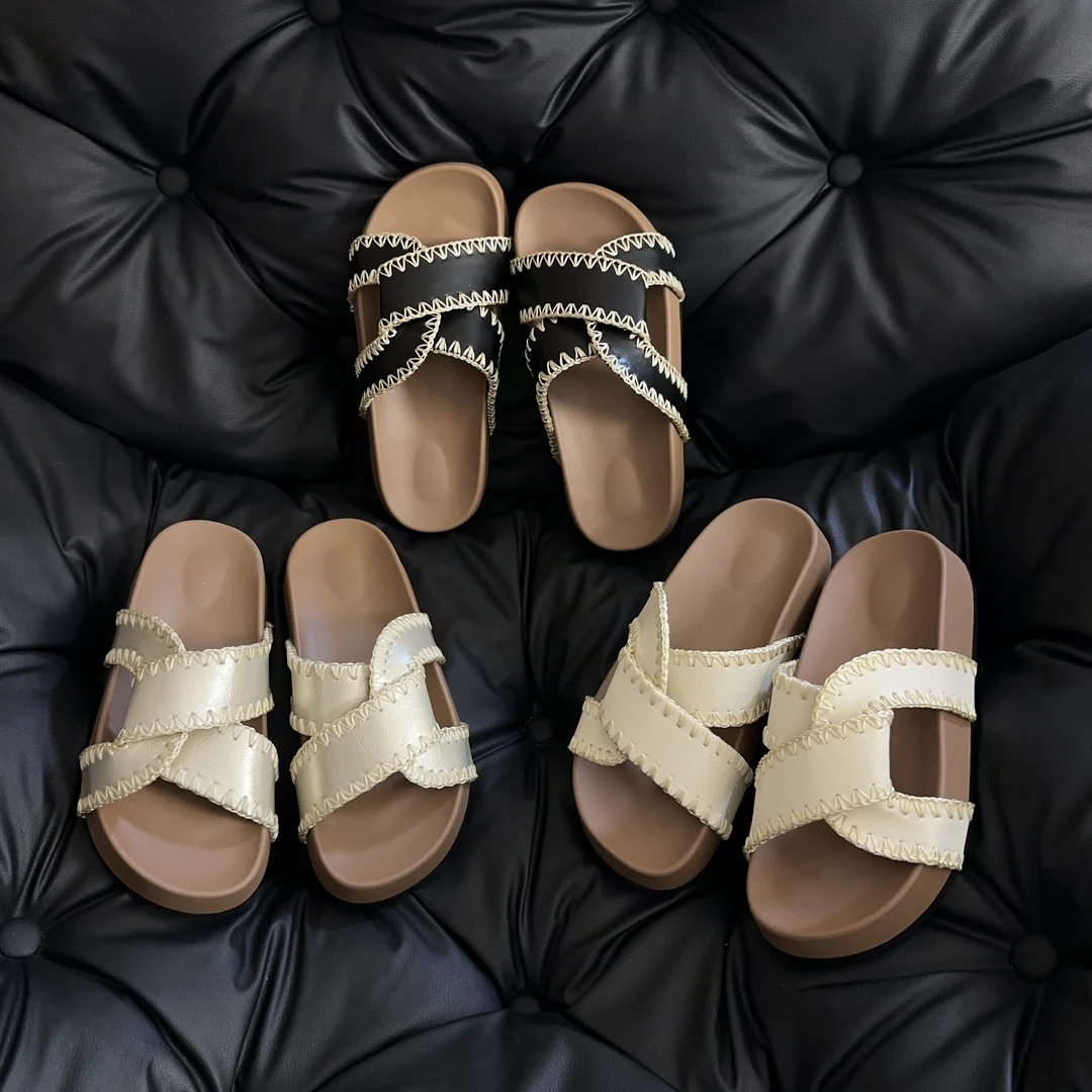 2025夏季新款时尚软底气质百搭休闲爆款外穿凉鞋拖鞋30