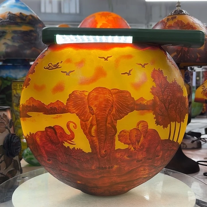 用***0琉璃葛蕾花瓶葛蕾花瓶