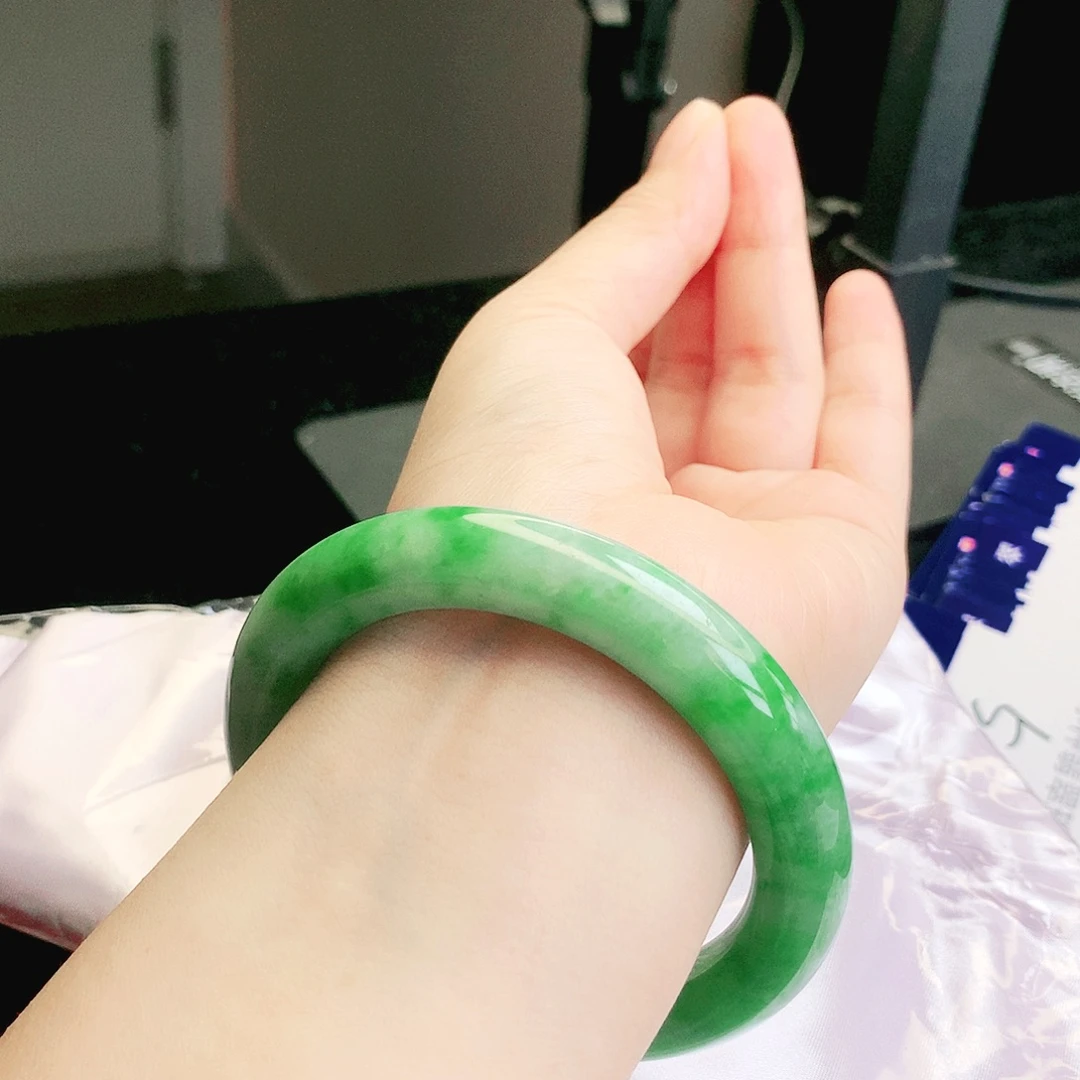 翡翠未镶嵌手镯缅甸天然a货翡翠手镯