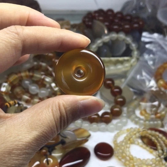 玛瑙/玉髓手链未镶嵌貌****兄