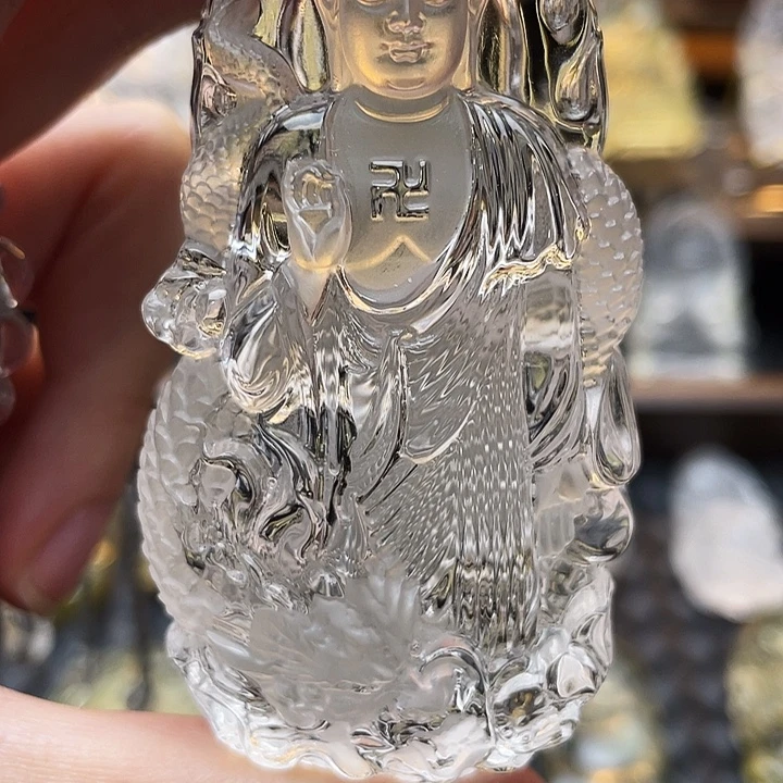 亮***你吊坠(赠链)未镶嵌水晶