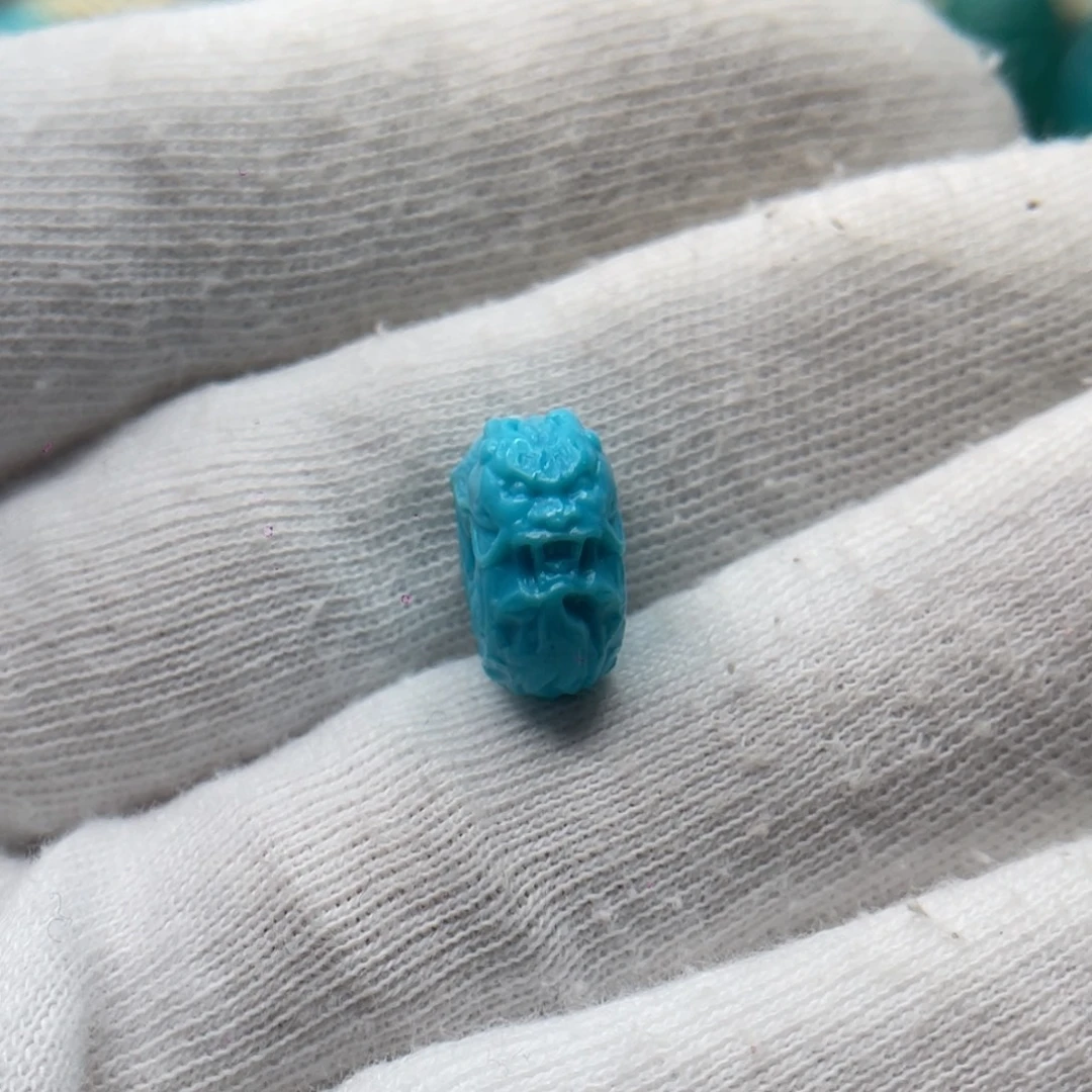 绿松石未镶嵌颈饰卡13-7