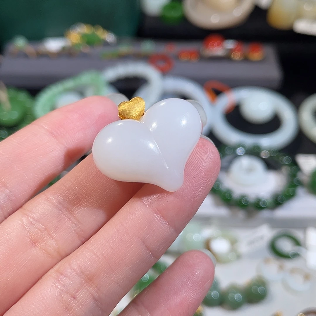 和田玉（白玉）18K金镶嵌颈饰