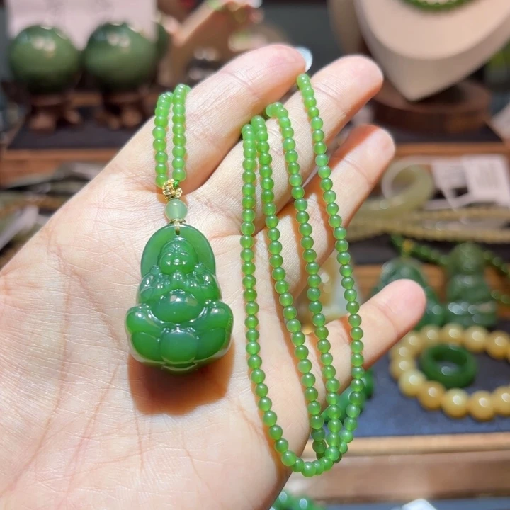 和田玉未镶嵌颈饰