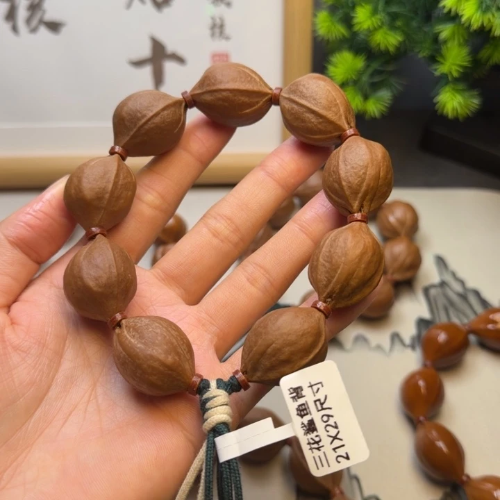 沐***。橄榄核其他梅林铁核2129尺寸