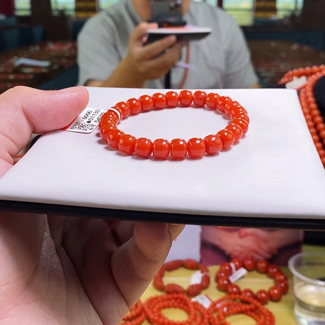 南红玛瑙未镶嵌手链8mm
