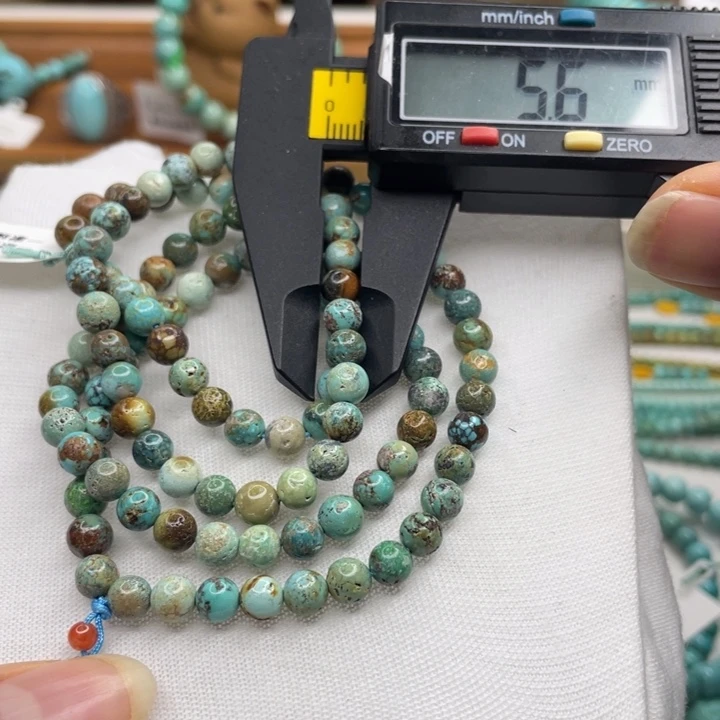 绿松石未镶嵌珠宝