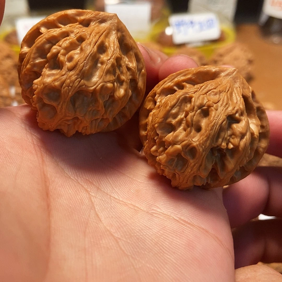 文玩核桃吊坠39全品八大筋。21