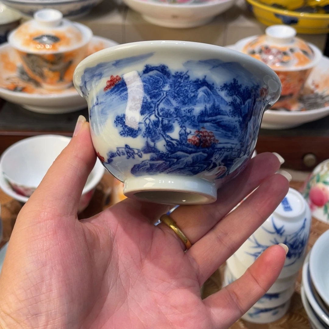 景德镇瓷器和我一样都没有