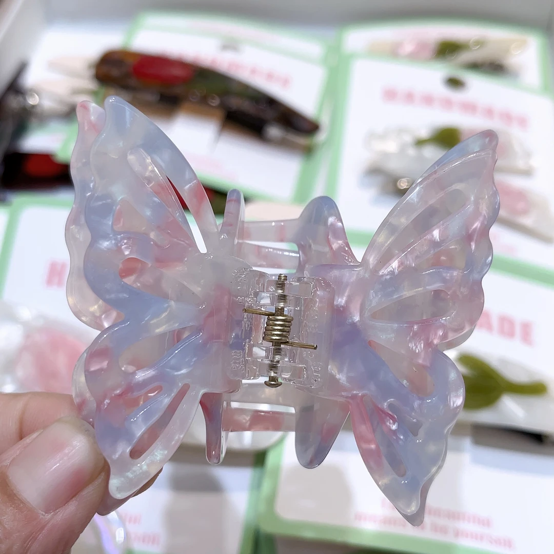 E142樱花粉色蝴蝶半抓