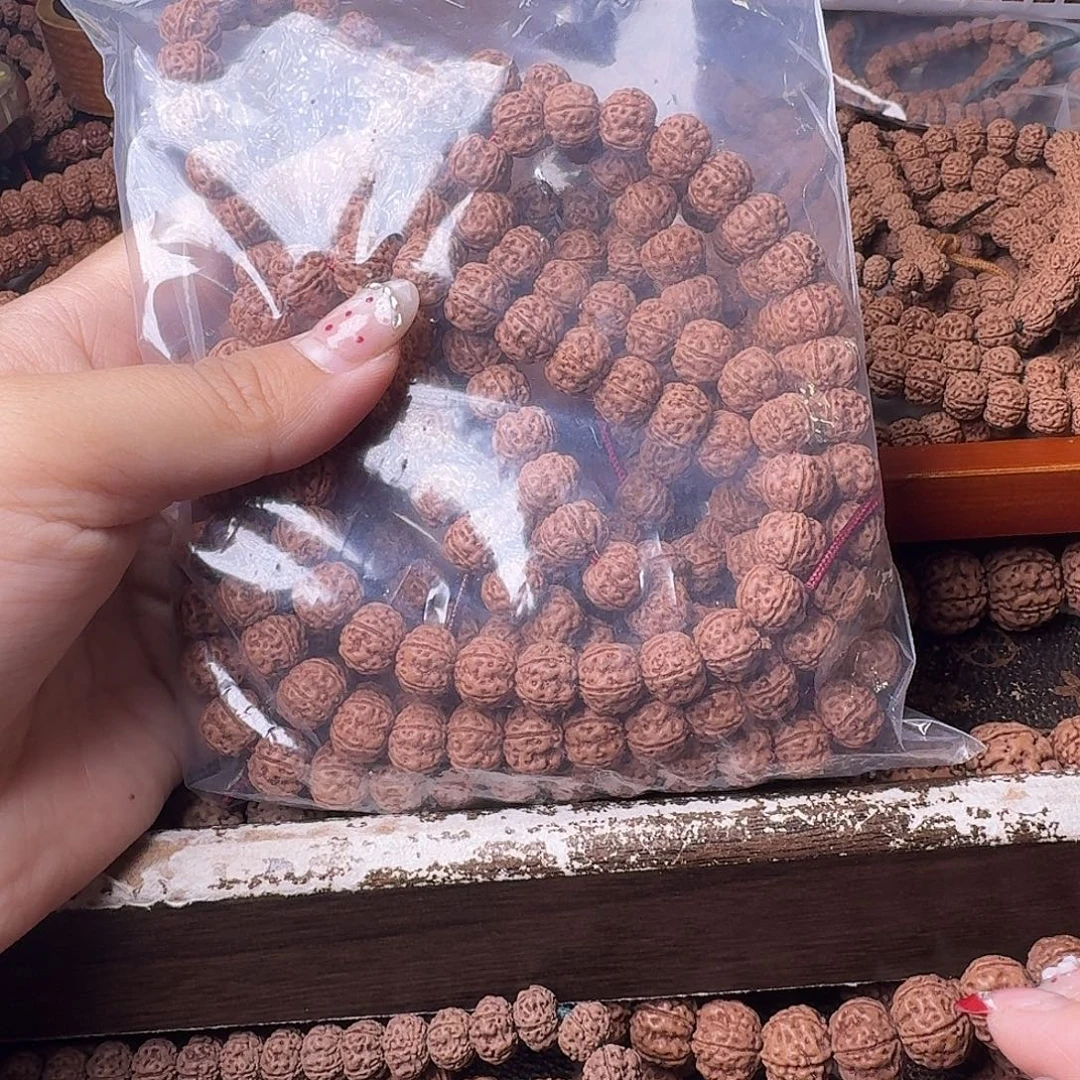 M***S吊坠金刚菩提108不挑福利款微瑕疵2条