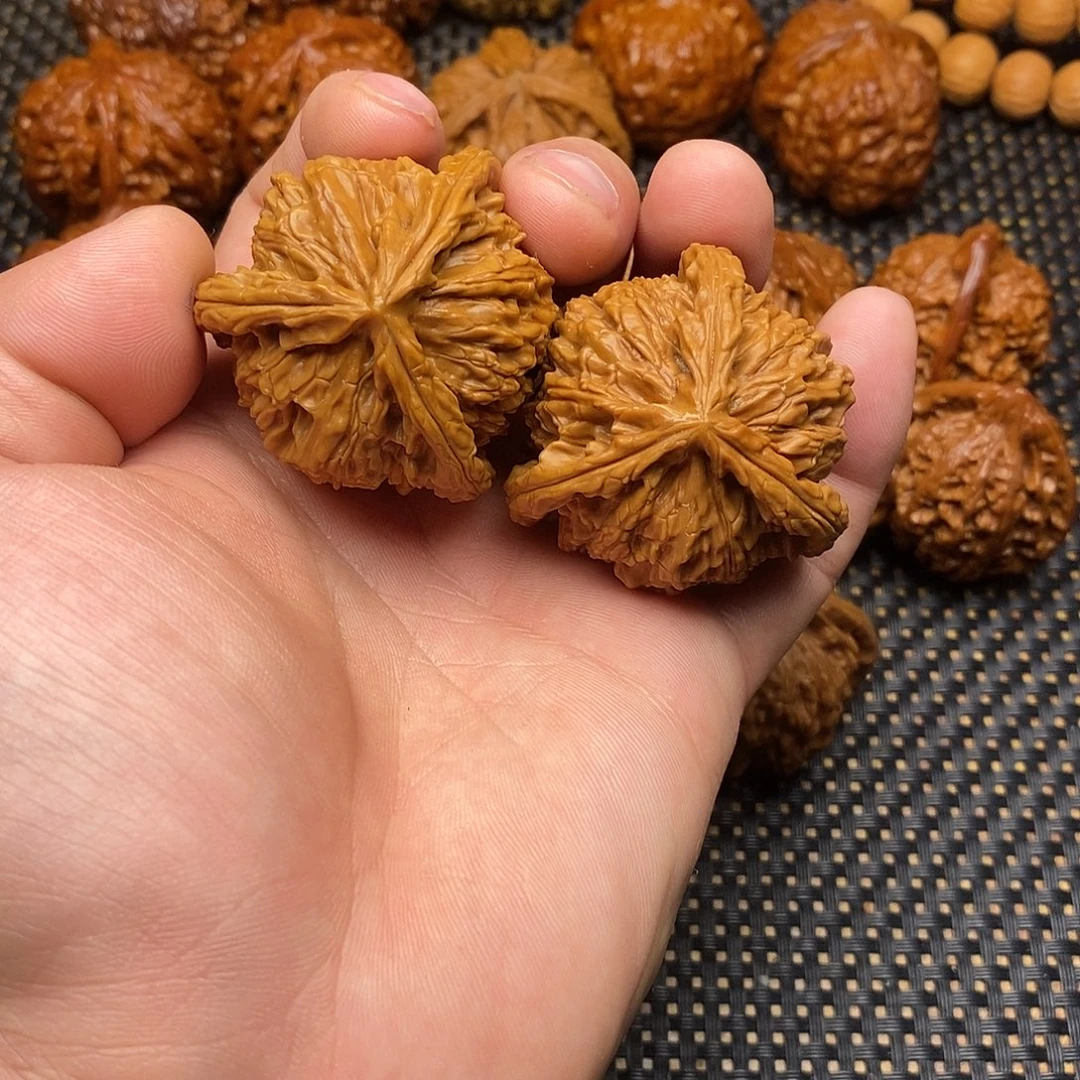 全***族桃核吊坠拼接三棱炸炸炸炸炸炸