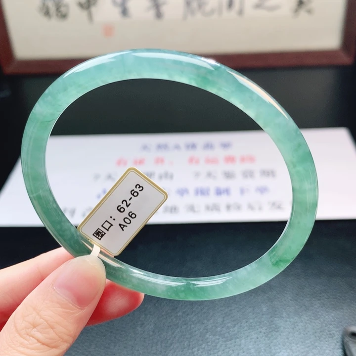 翡翠未镶嵌手镯翡翠手镯89