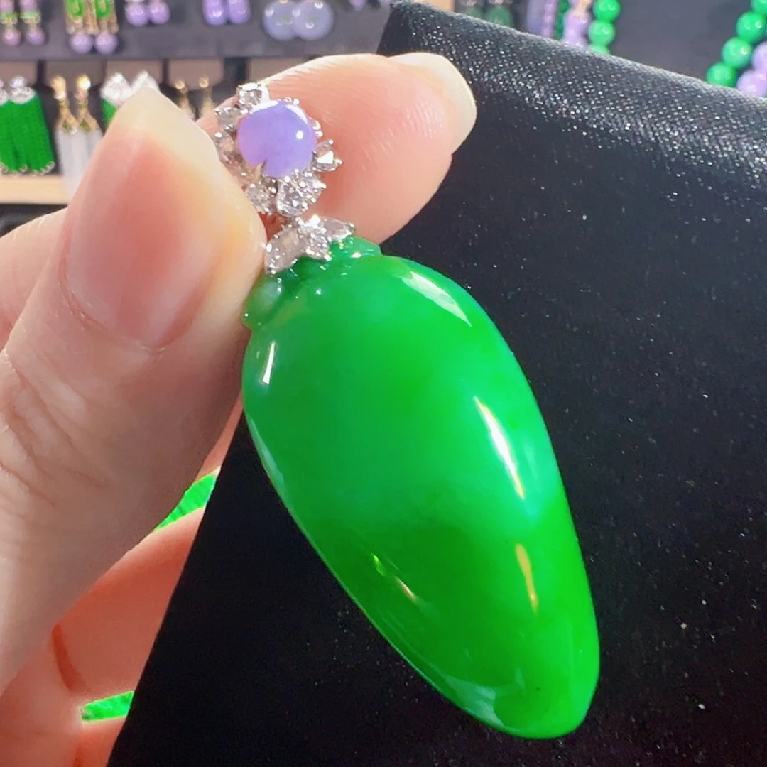 翡翠18K金镶嵌颈饰【新款】签收后24小时鉴赏期