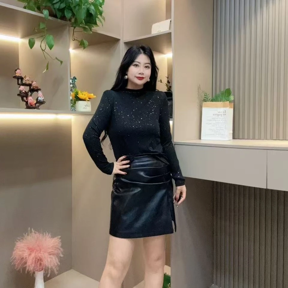 秋季上衣-鸿 621 时尚潮流洋气设计亮闪百搭打底胖MM大码女装新款