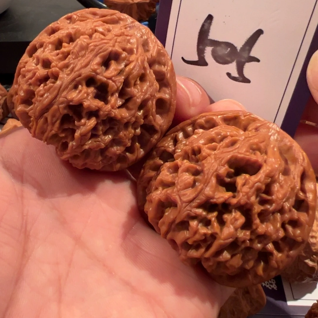 文玩核桃把件水龙纹47尺寸505号