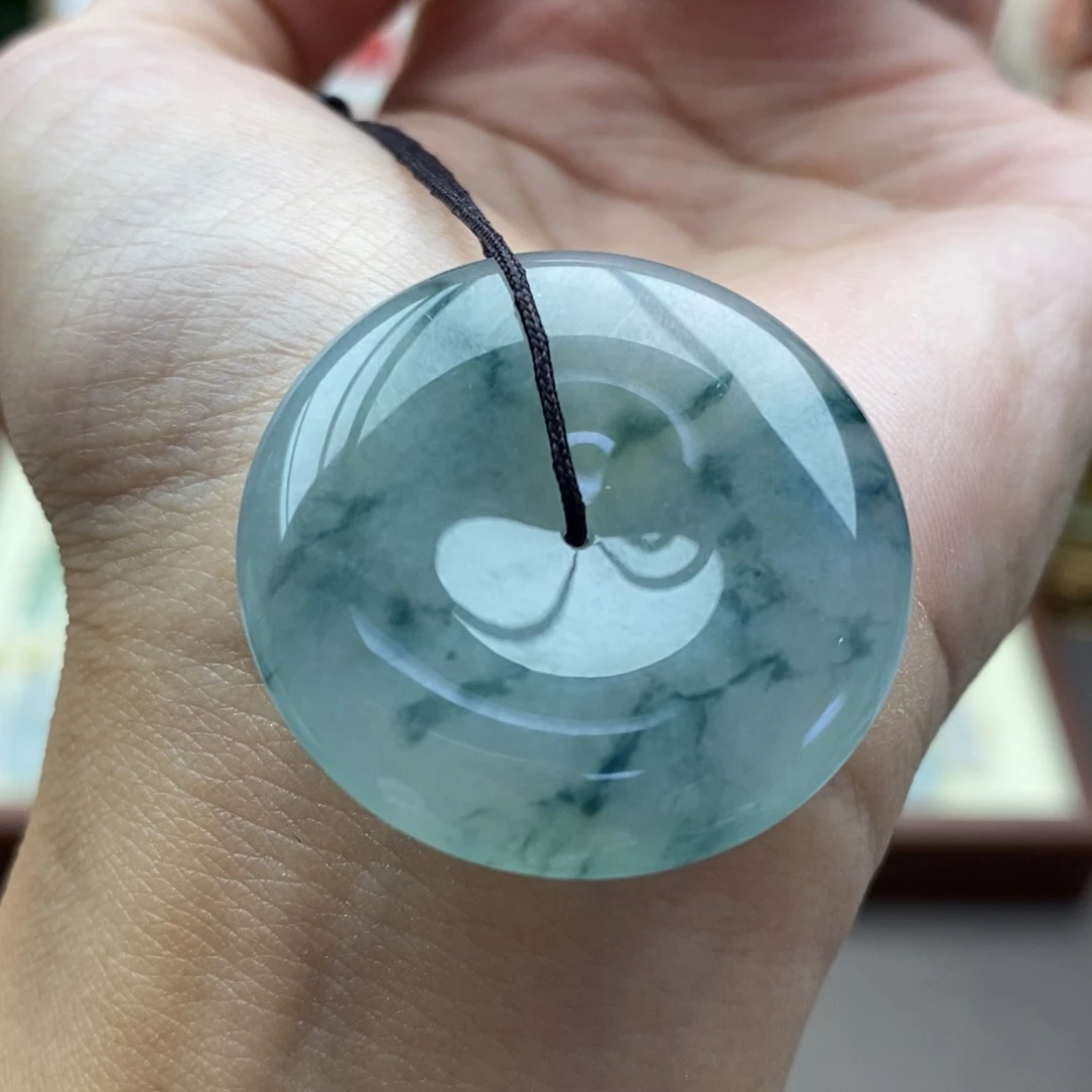 翡翠未镶嵌颈饰吊坠73