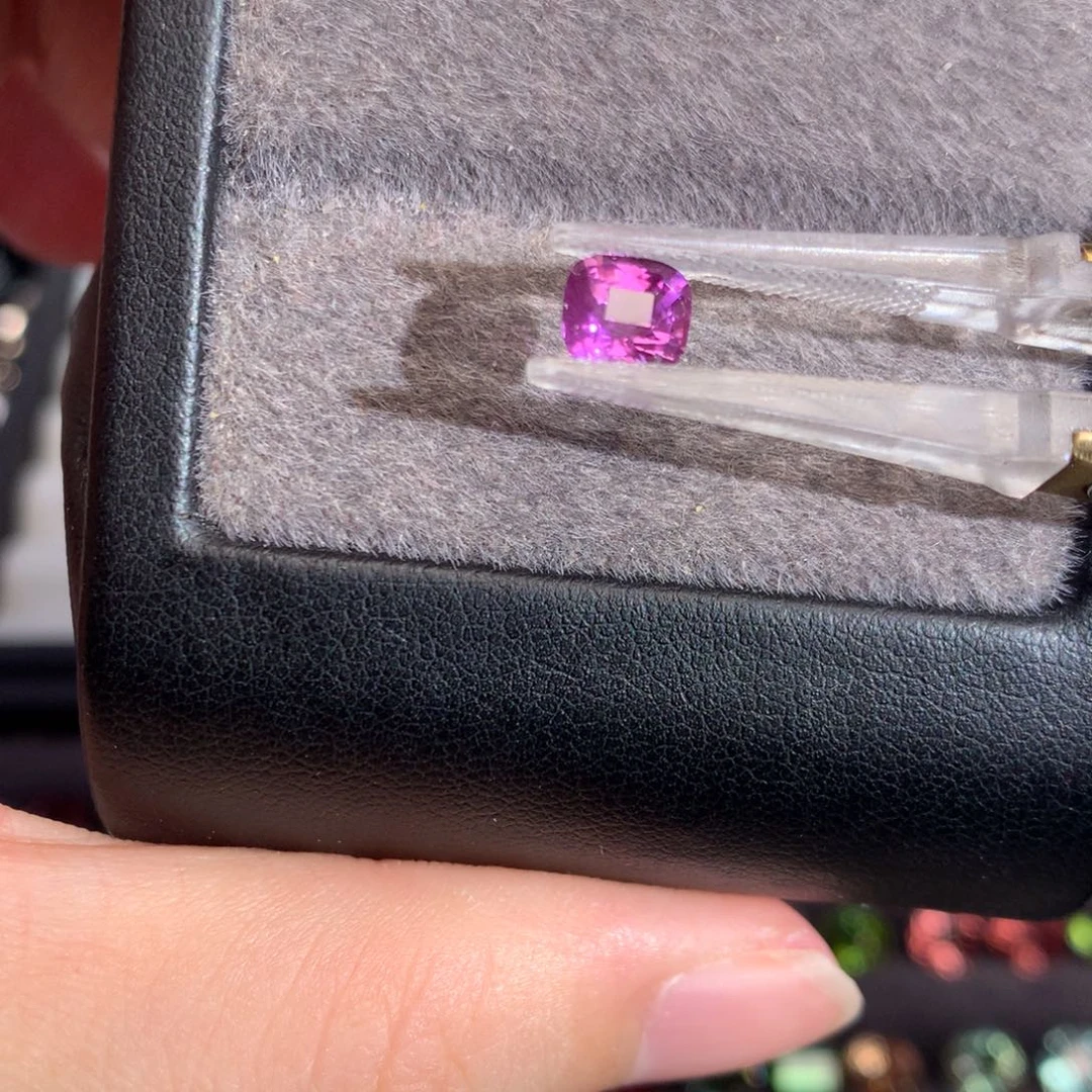 蓝宝石裸石1.075ct