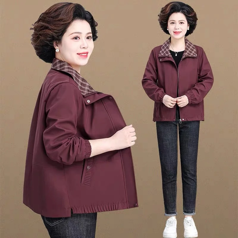 妈妈春装外套短款2025新款中老年人春秋风衣休闲大码上衣女气质