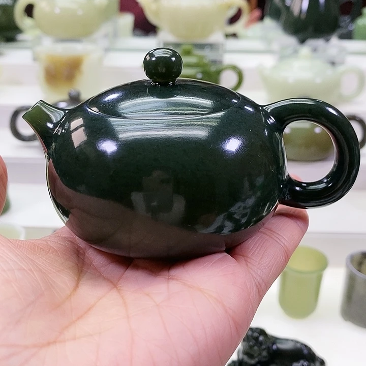 未镶嵌和田玉挂件杨**航茶壶