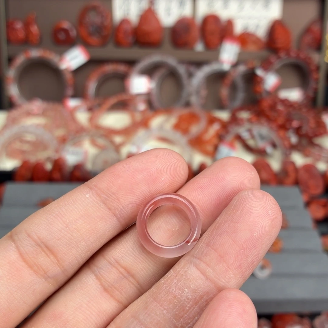 用***0南红玛瑙未镶嵌颈饰跑环