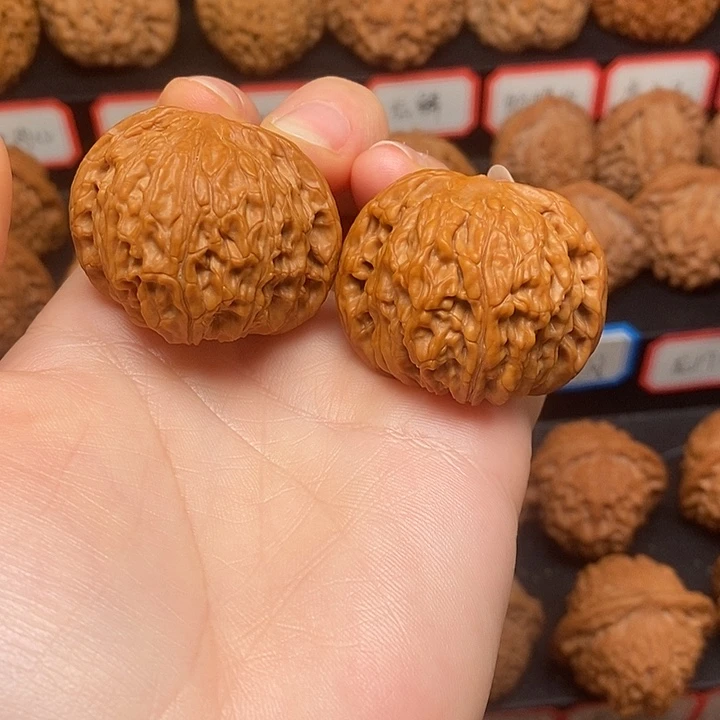 文玩核桃把件磨盘40全品