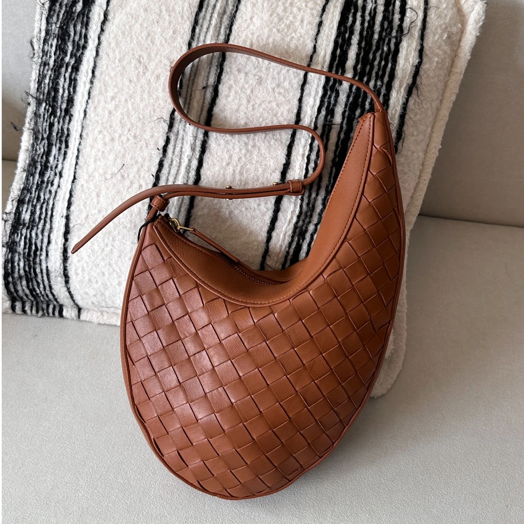 95新 BOTTEGA VENETA/葆蝶家 azul-焦糖色羊皮Drop Hobo包-45777