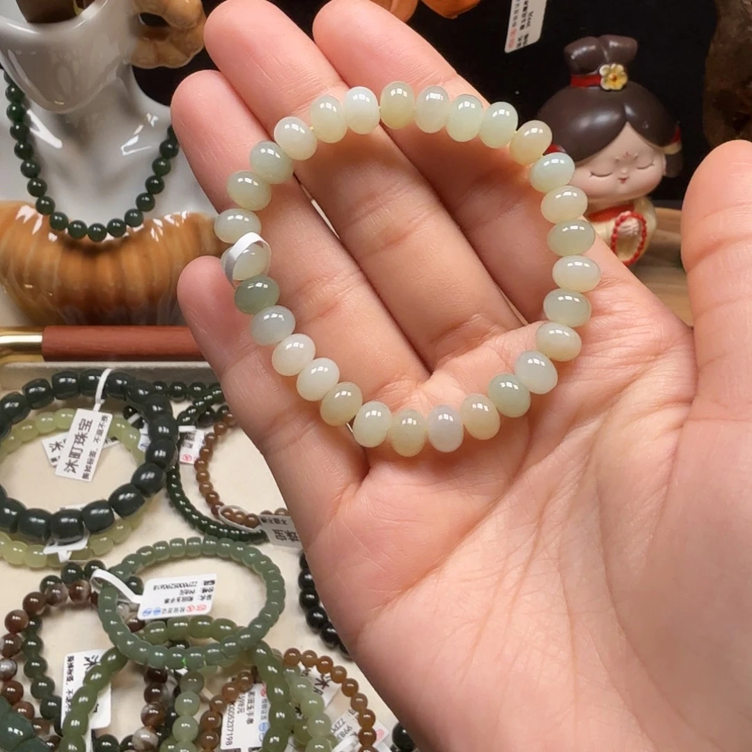 和田玉未镶嵌手串