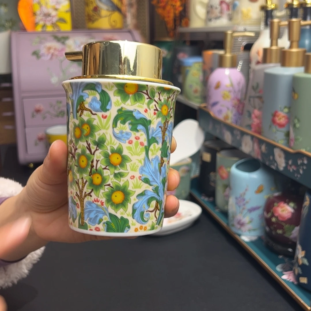 琉璃手工艺品陶瓷陶瓷