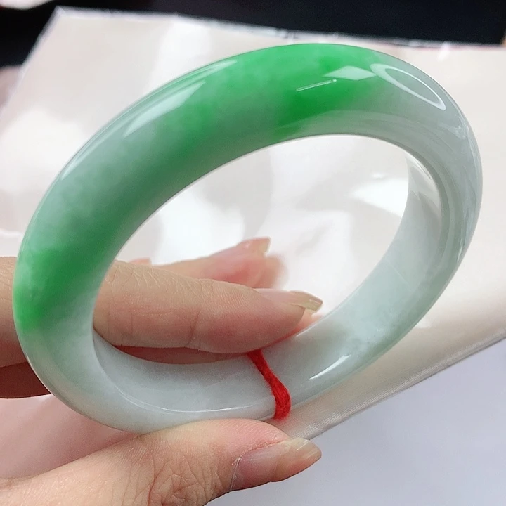 未镶嵌手镯翡翠，248