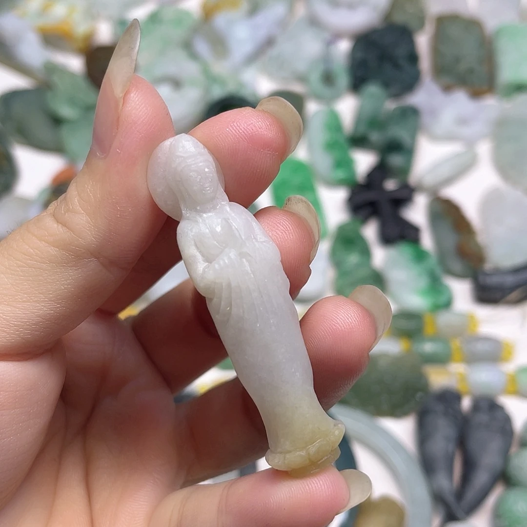 定制翡翠未镶嵌翡翠