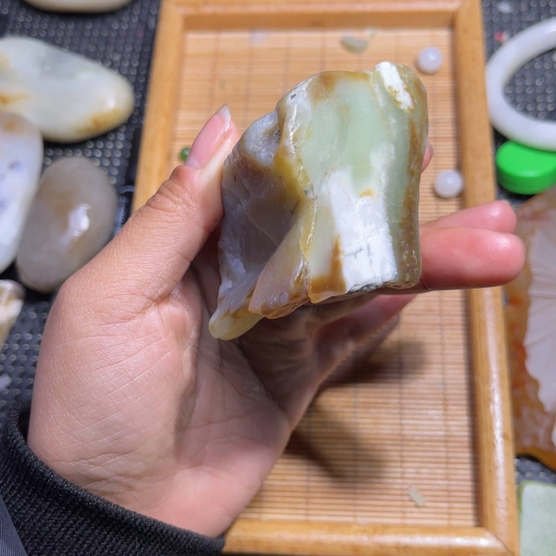 未镶嵌和田玉车挂