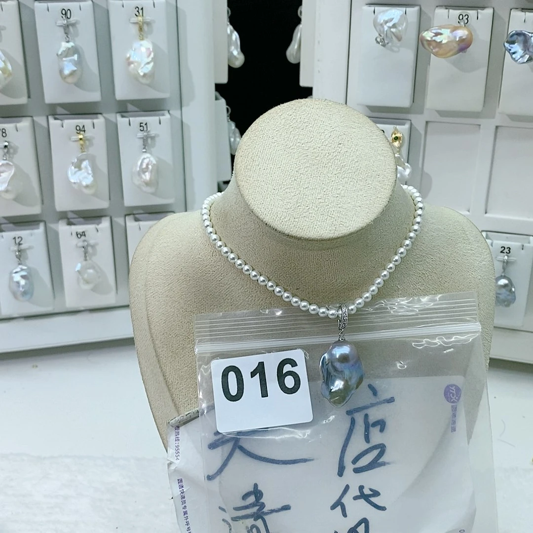 淡水珍珠颈饰合金