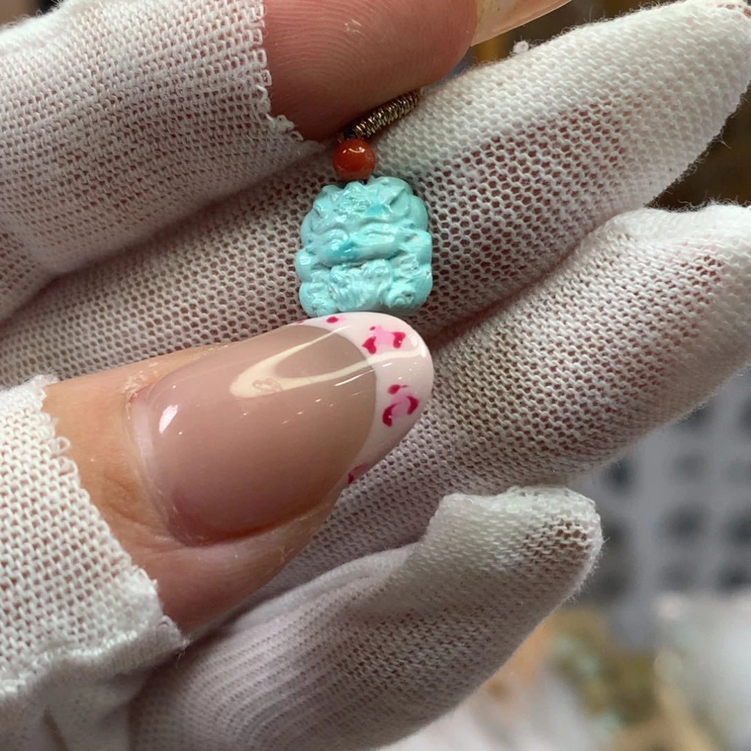 绿松石未镶嵌挂件