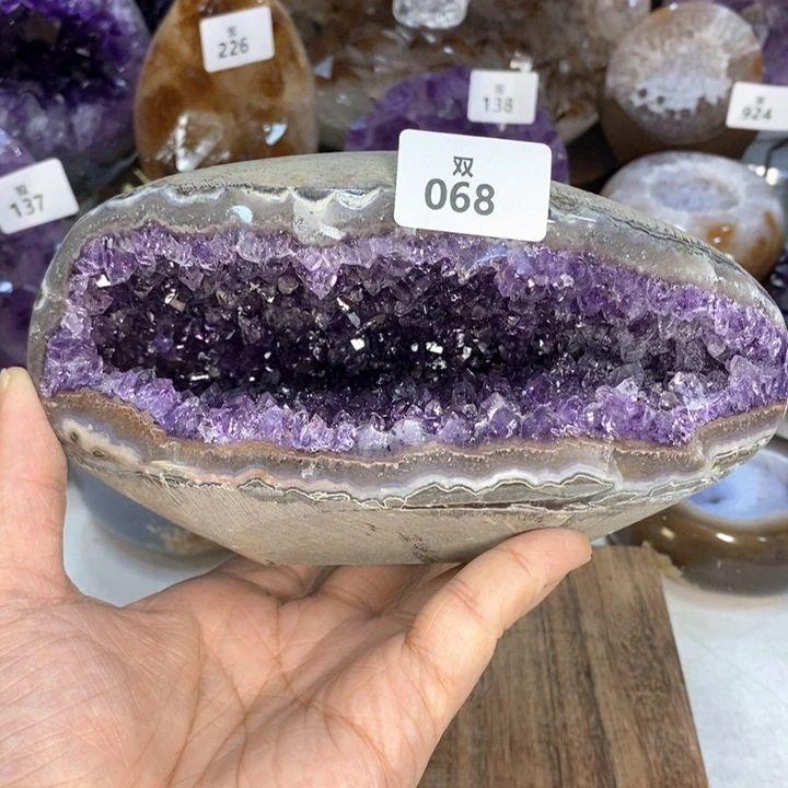 未镶嵌水晶大型摆件（非配饰）