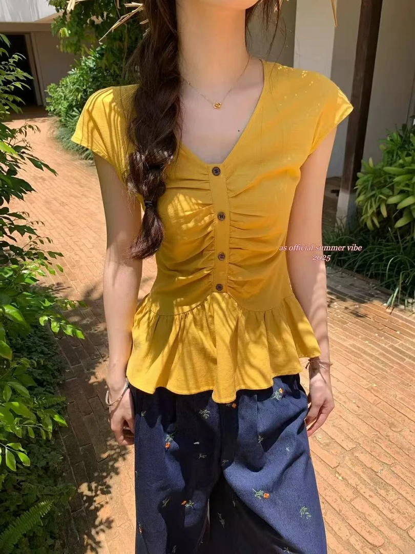 褶皱夏季薄款衬衫韩系复古甜美荷叶边裙摆V领捏褶设计感收腰小衫