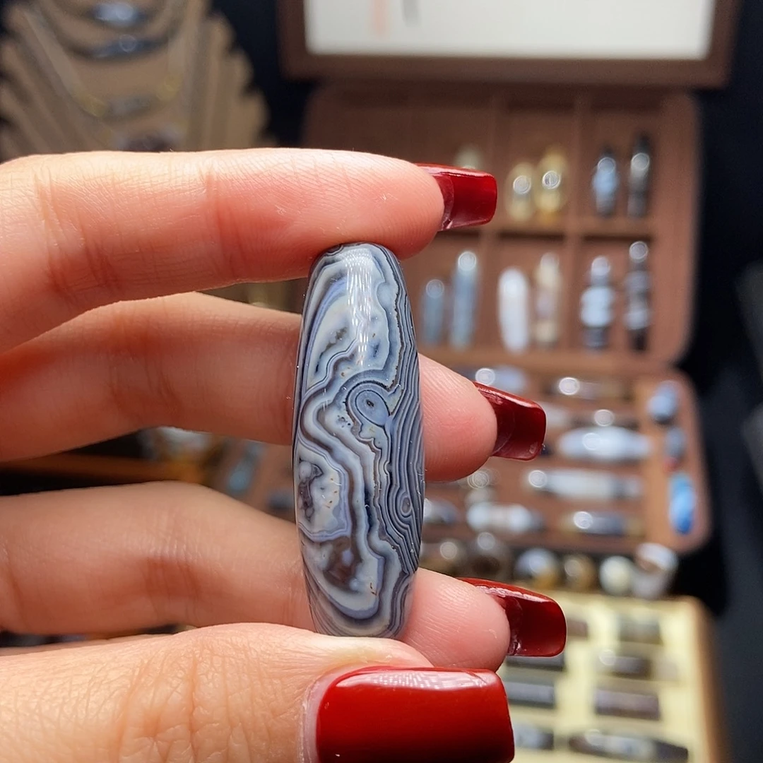 玛瑙/玉髓未镶嵌吊坠(赠链)