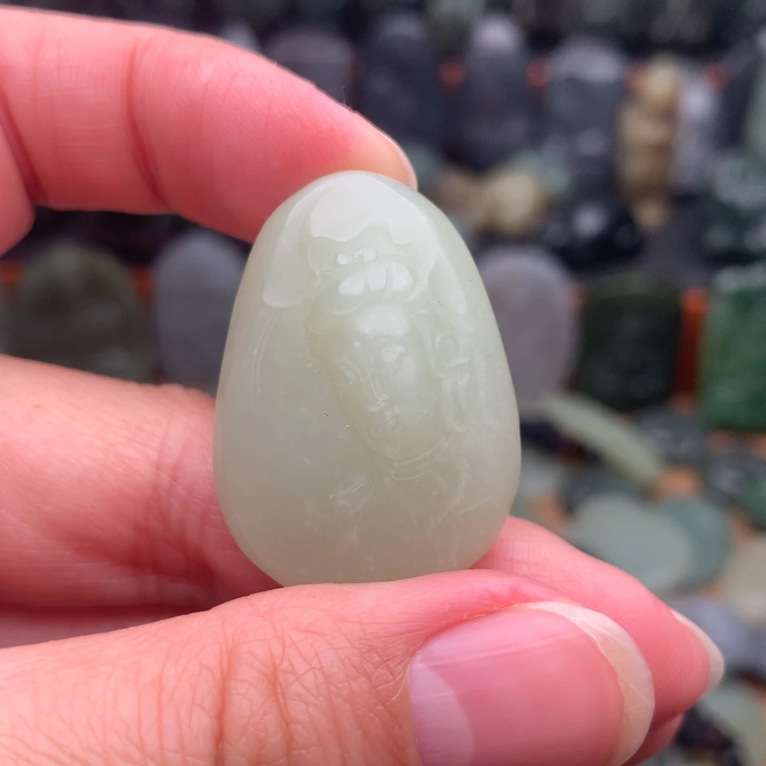 和田玉未镶嵌颈饰挂件52