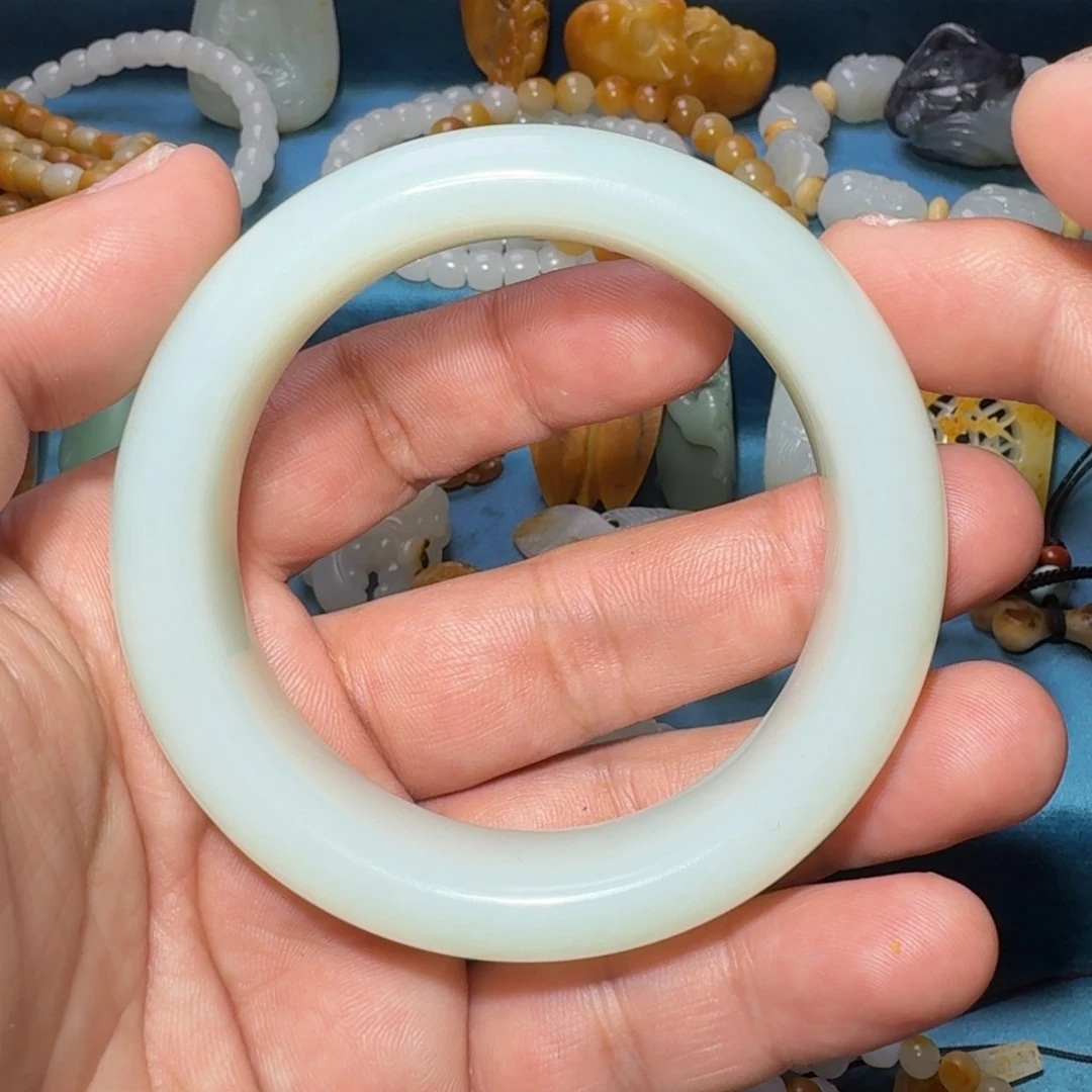 和田玉未镶嵌车挂?*?