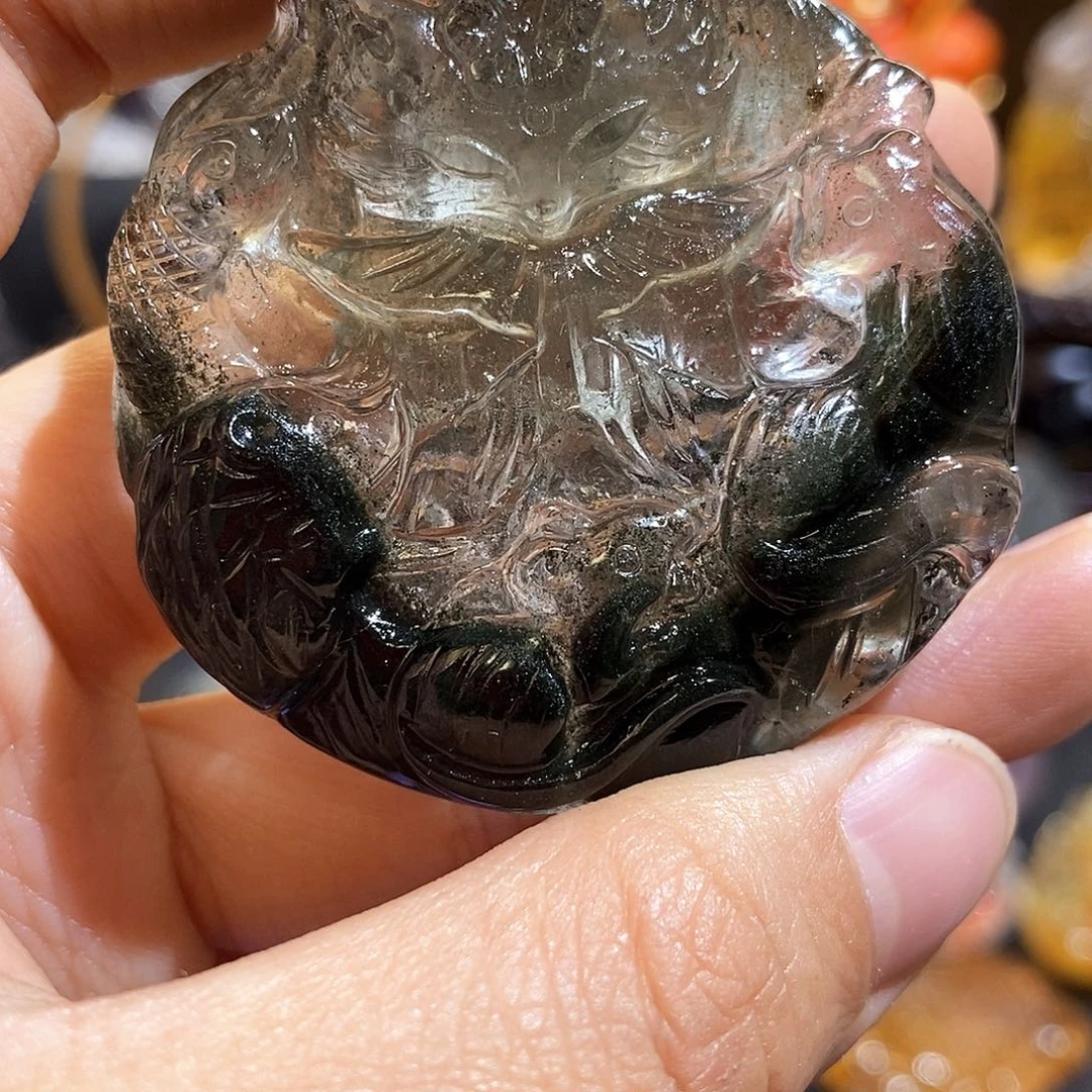 未镶嵌颈饰水晶?****6吊坠