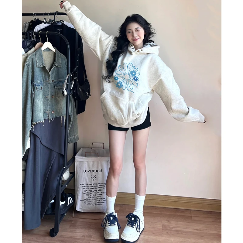 白灰色纽扣连帽卫衣女秋冬款胖MM大码时尚花朵印花加绒帽衫外套潮