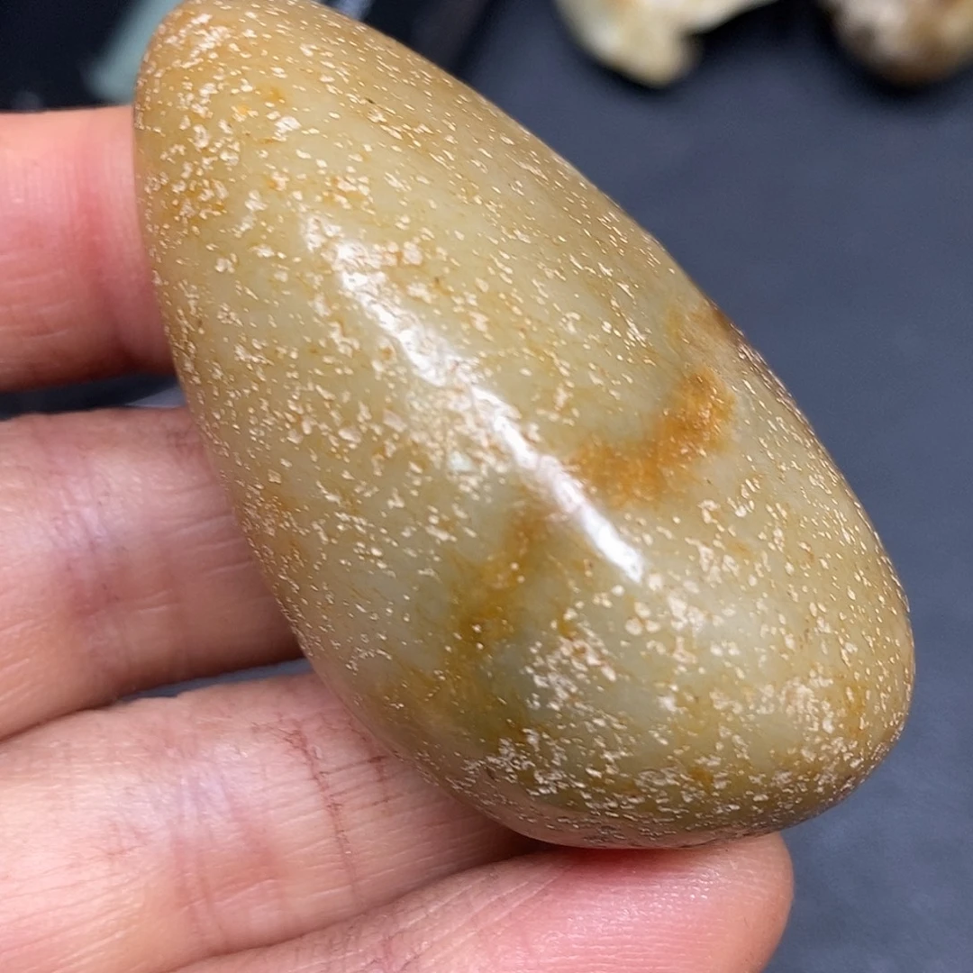和田玉未镶嵌珠宝奇石