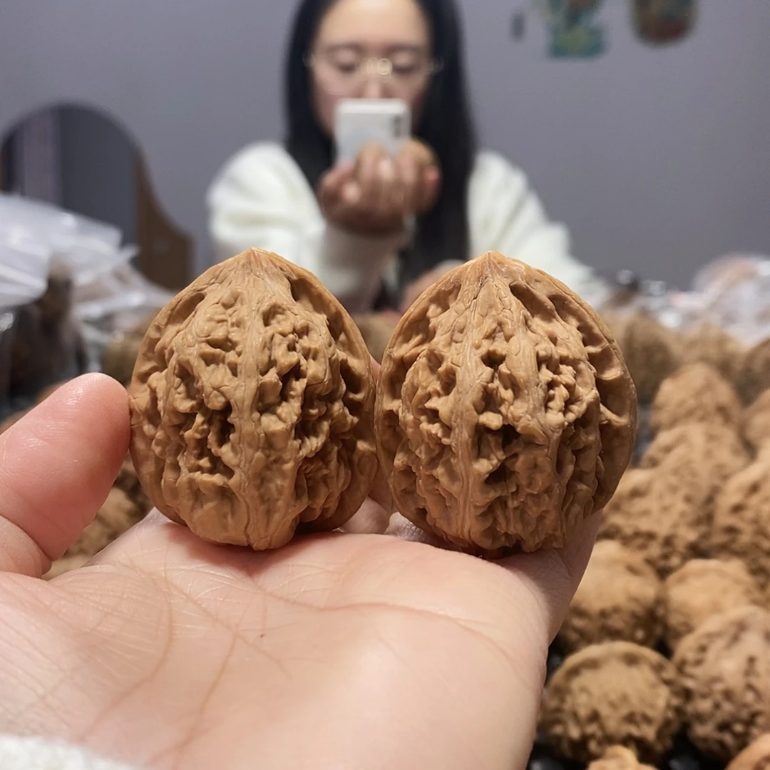 文玩核桃吊坠凤凰台38修