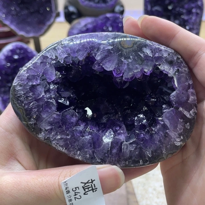 未镶嵌大型摆件（非配饰）紫晶