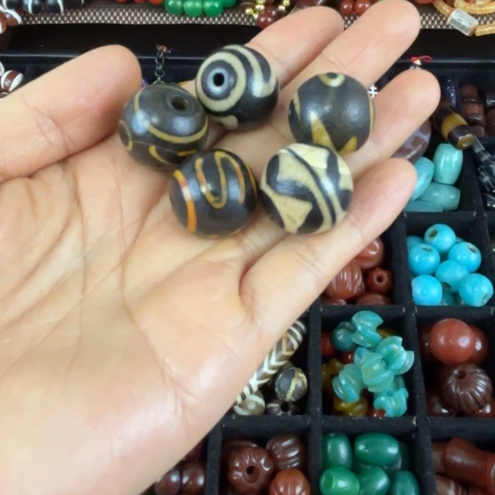 玛瑙/玉髓珠宝半成品未镶嵌?***?